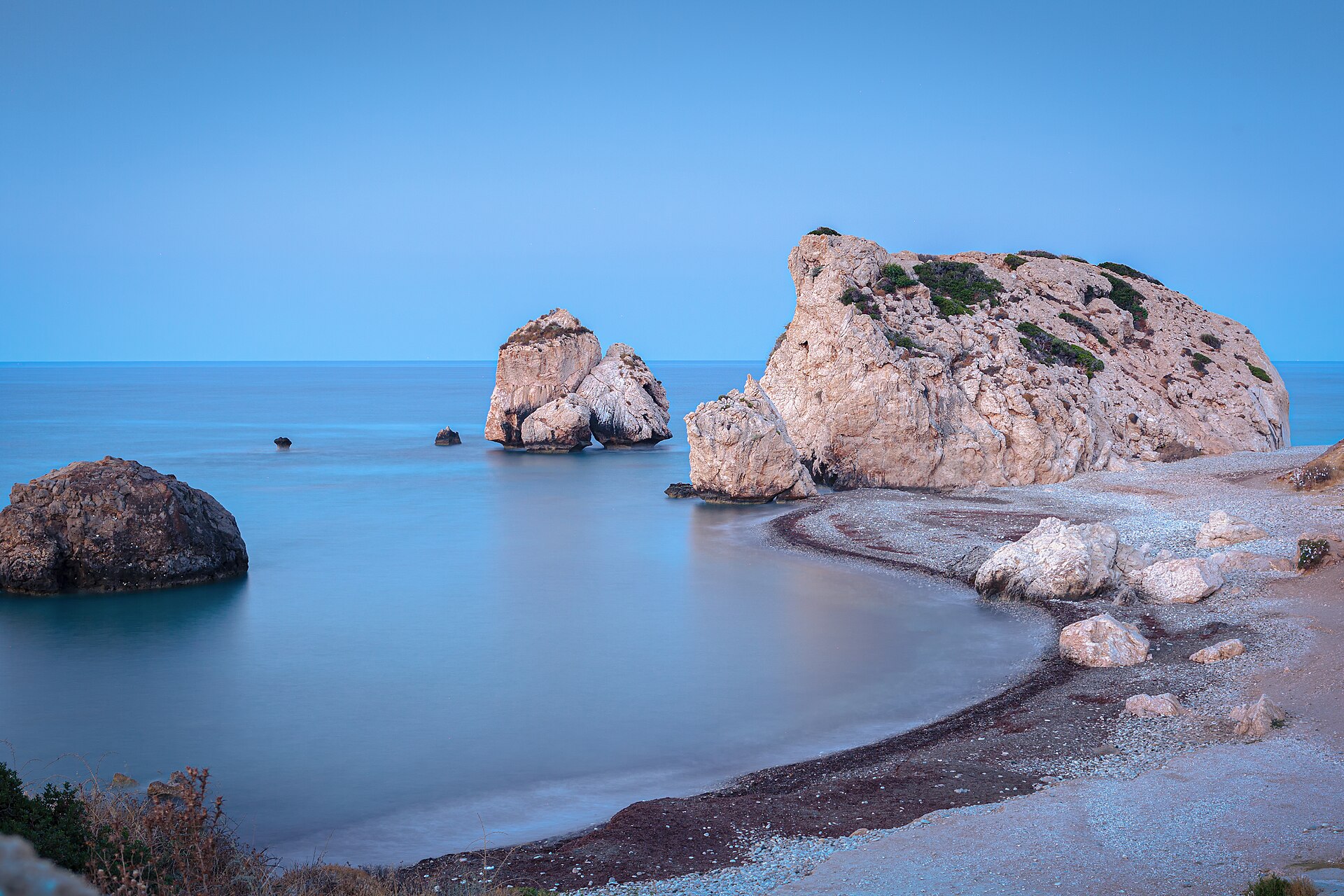 Petra tou Romiou, Afrodites klippa